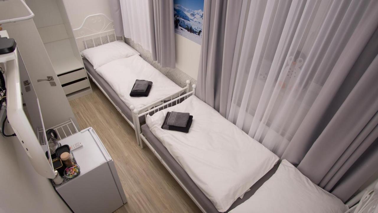 Apartament Continents Nearby Main Train And Bus Station Praga